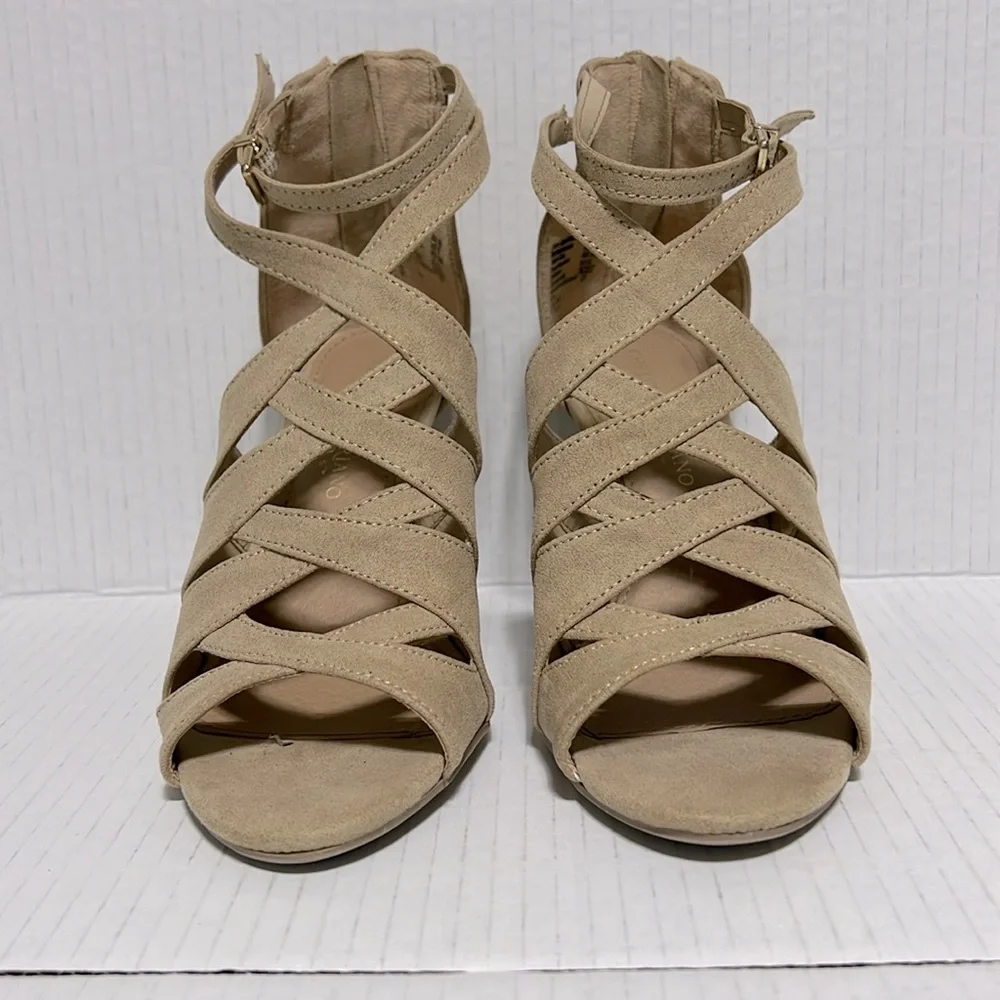 Christian Siriano Color Beige Size 6.5 - Picture 5 of 5